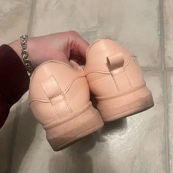 Pink shoes - Picture 4 of 8